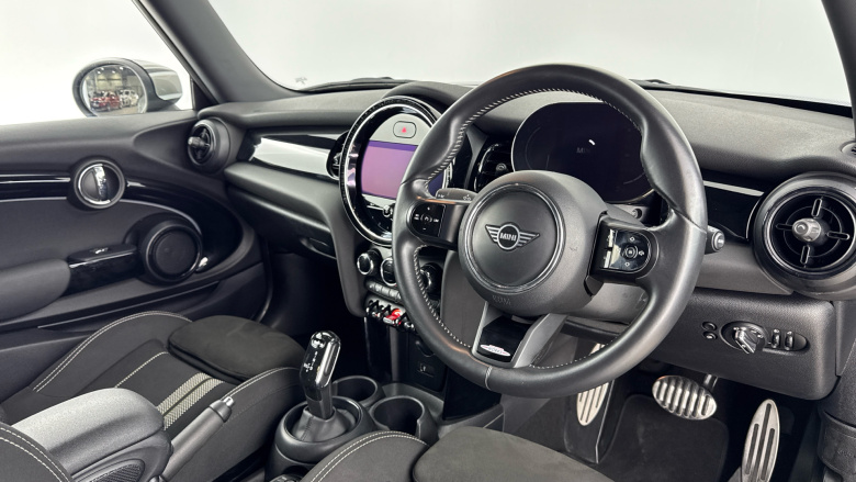 MINI Hatchback 1.5 Cooper Sport 3dr Auto Petrol Hatchback